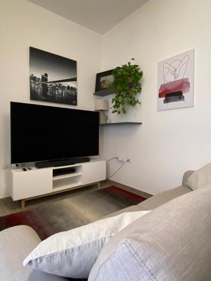 Ferienwohnung Delonix Regia Olbia Exterior foto