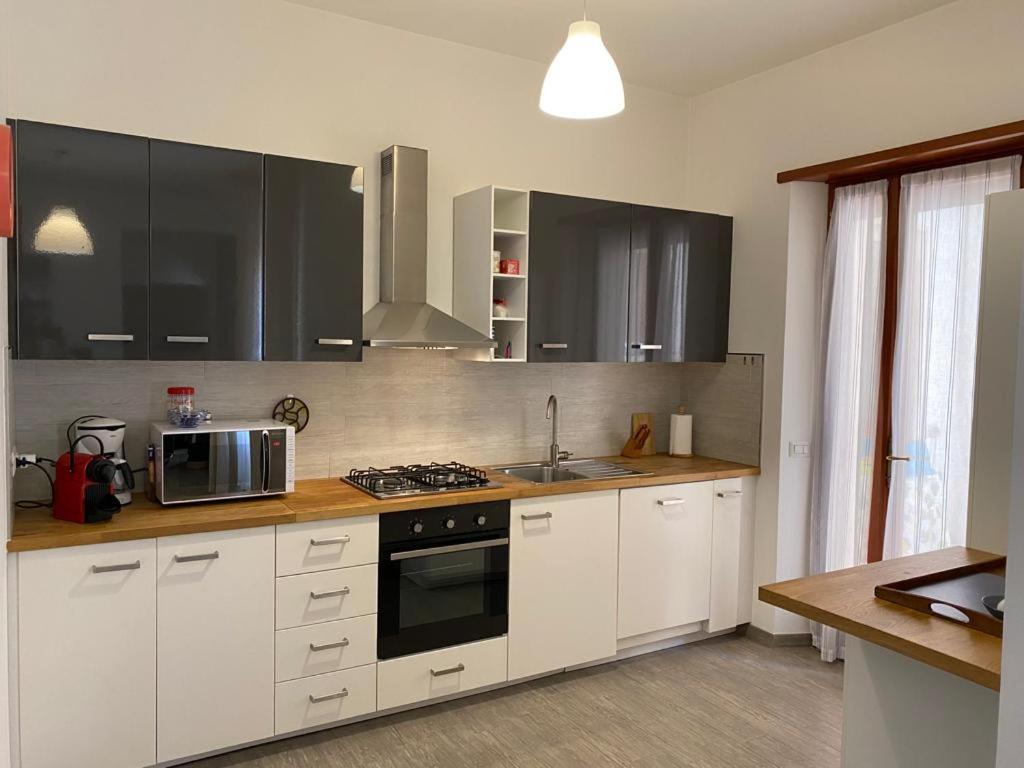 Ferienwohnung Delonix Regia Olbia Exterior foto